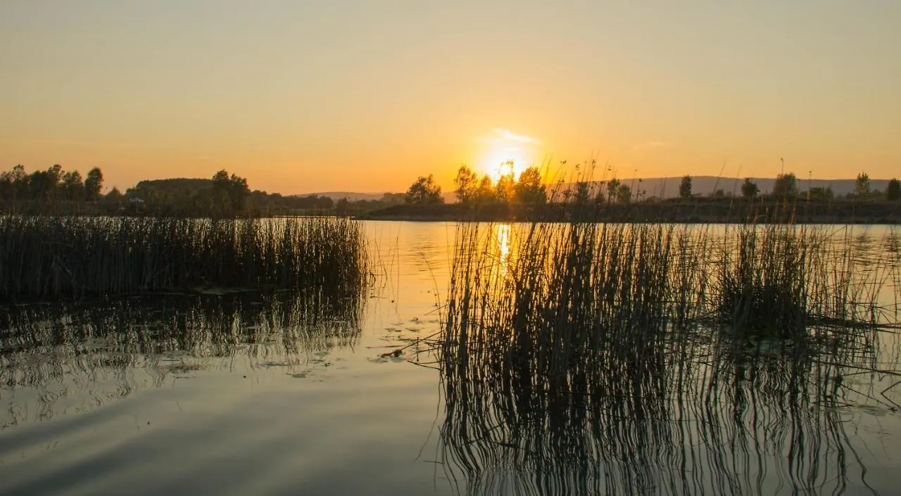 Camping Aux Rives Du Soleil Pont-de-Vaux Campsite