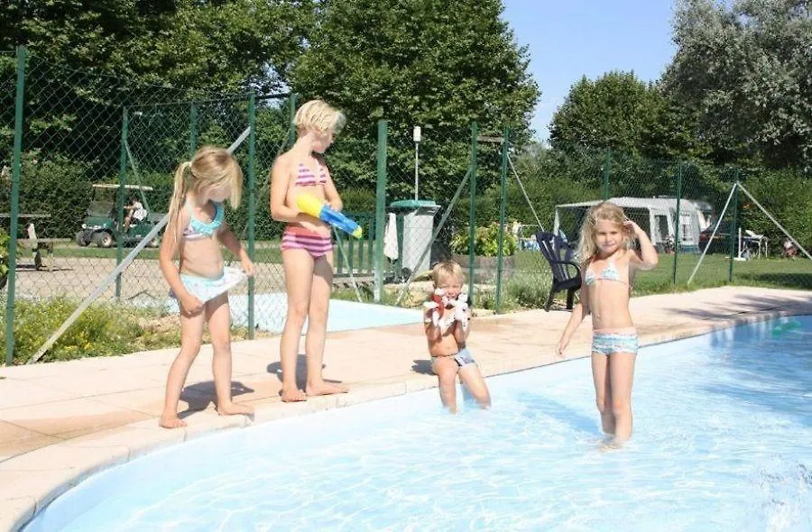 Camping Aux Rives Du Soleil Pont-de-Vaux