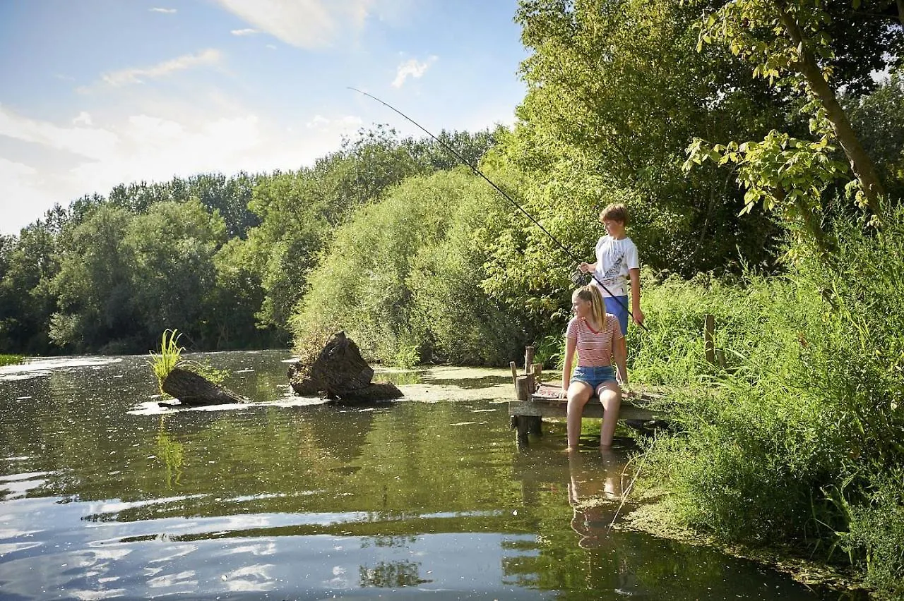 Camping Aux Rives Du Soleil Pont-de-Vaux 0*,  France